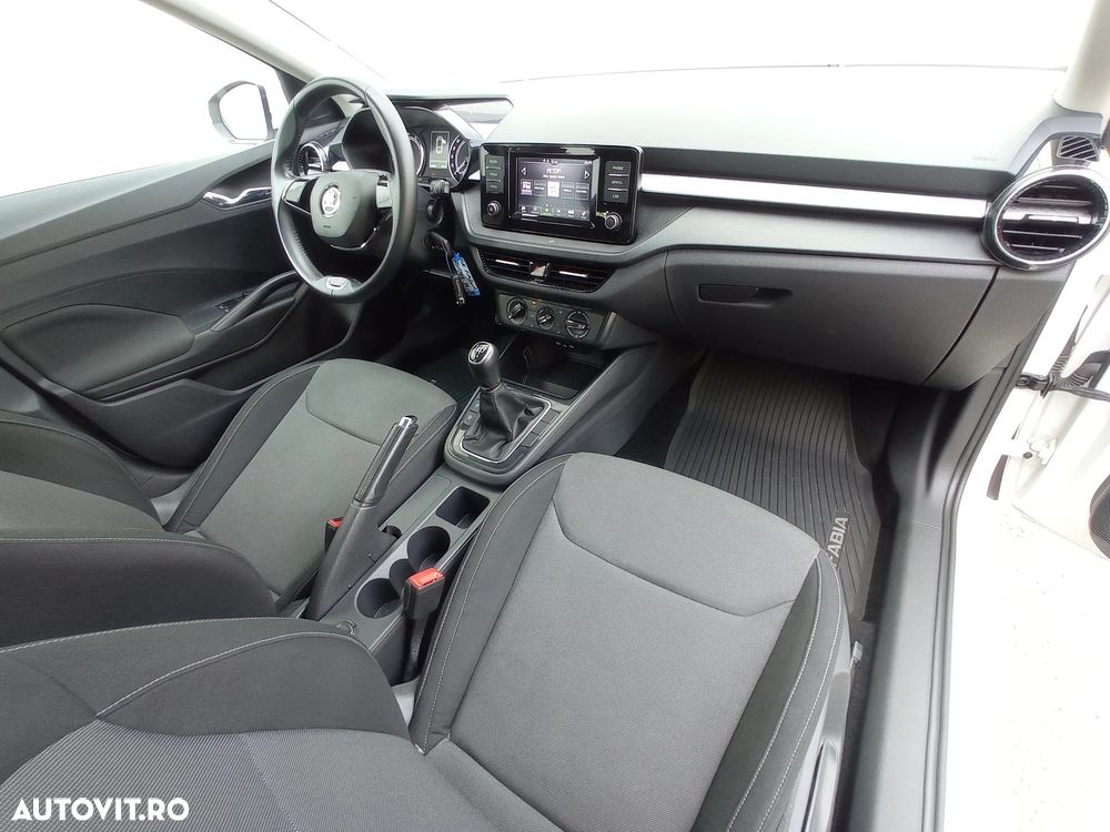 Skoda Fabia 1.0 TSI 95 CP Ambition - 21