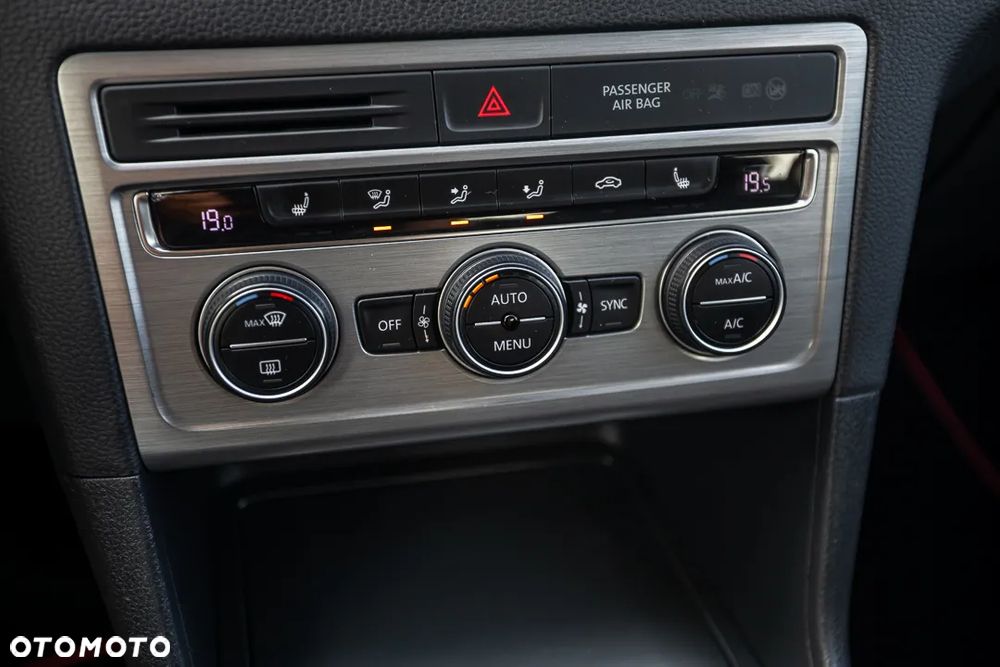 Volkswagen Golf Sportsvan VII SV 1.2 TSI BMT Comfortline - 31