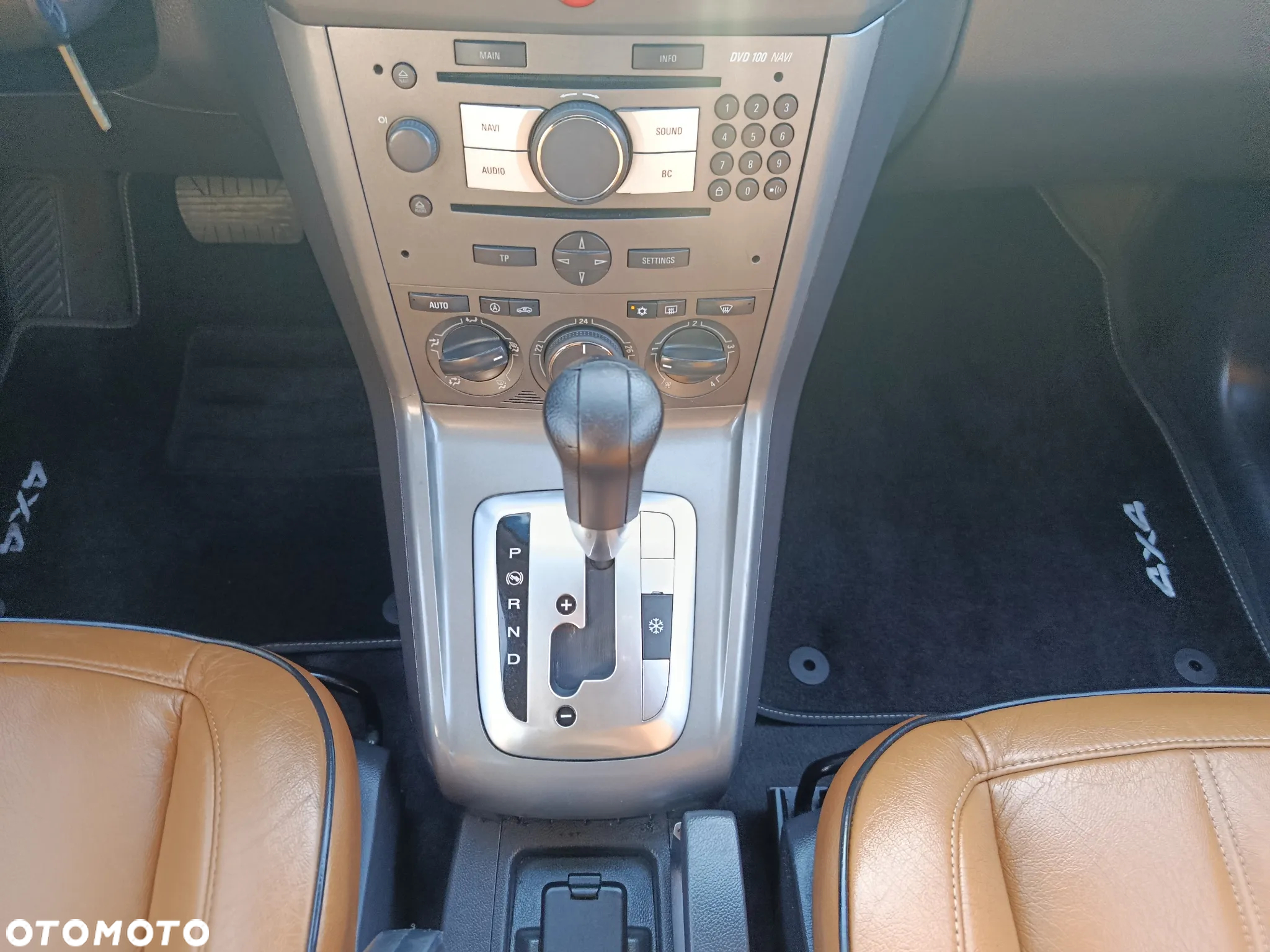 Opel Antara 2.0 CDTI Automatik 4x4 Cosmo - 27