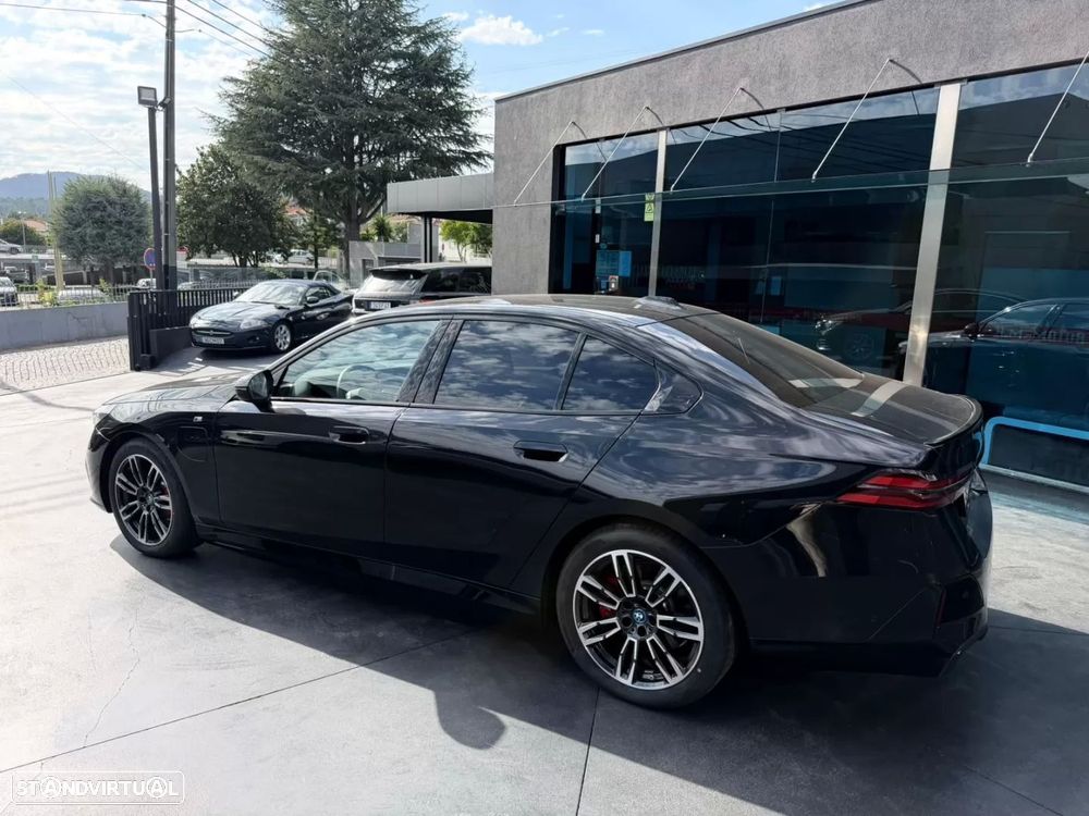 BMW 530 e Pack Desportivo M Pro - 7