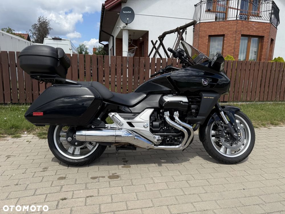 Honda CTX - 6