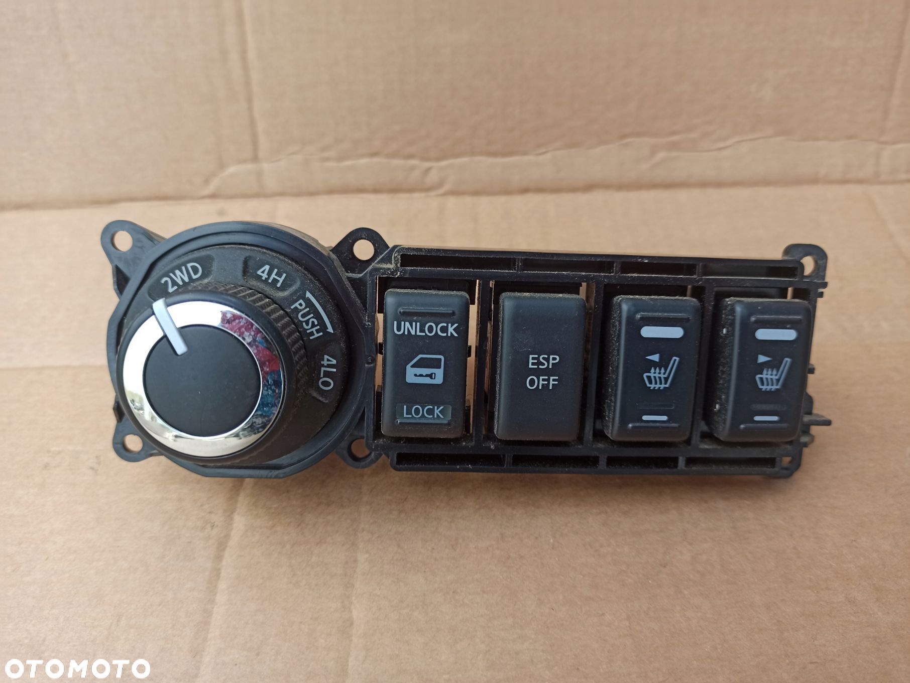 Przełącznik napędu NISSAN NAVARA D40 III EUROPA - 1