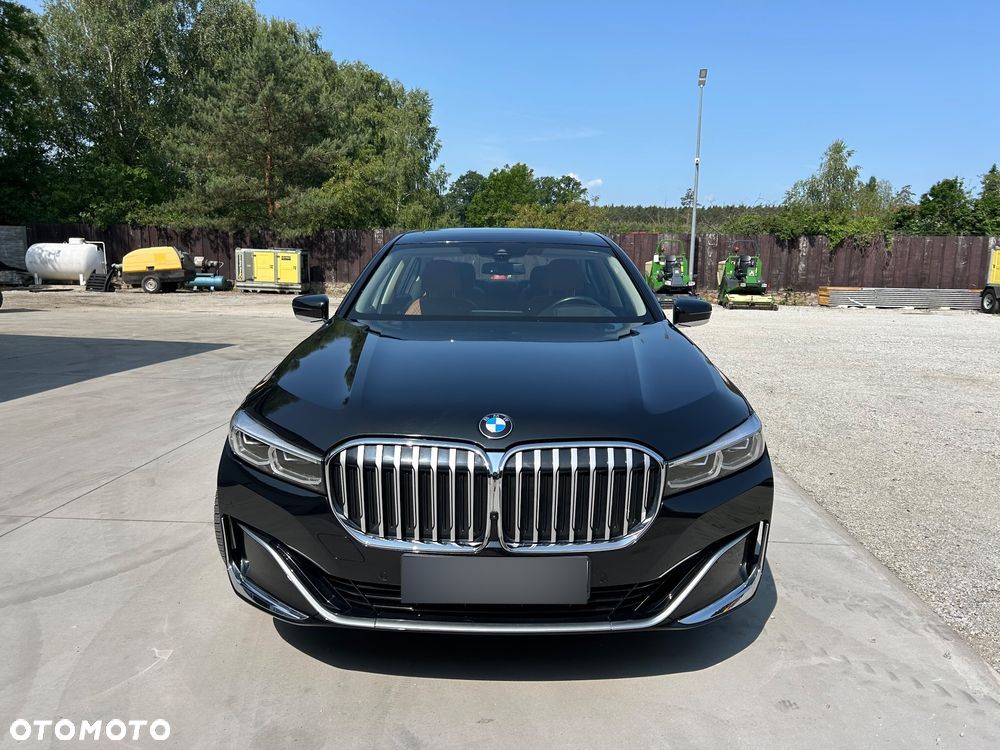 BMW Seria 7 750Li xDrive - 8