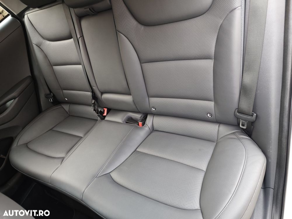 Hyundai IONIQ 141CP Exclusive - 24