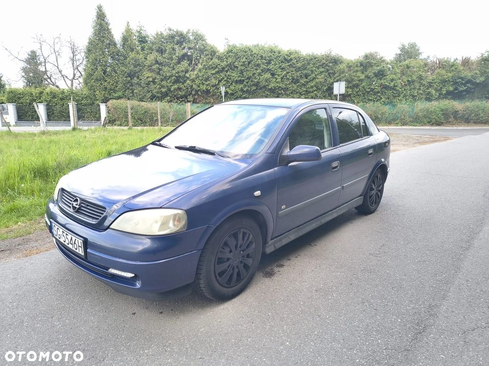 Opel Astra 1.4 Sport - 11