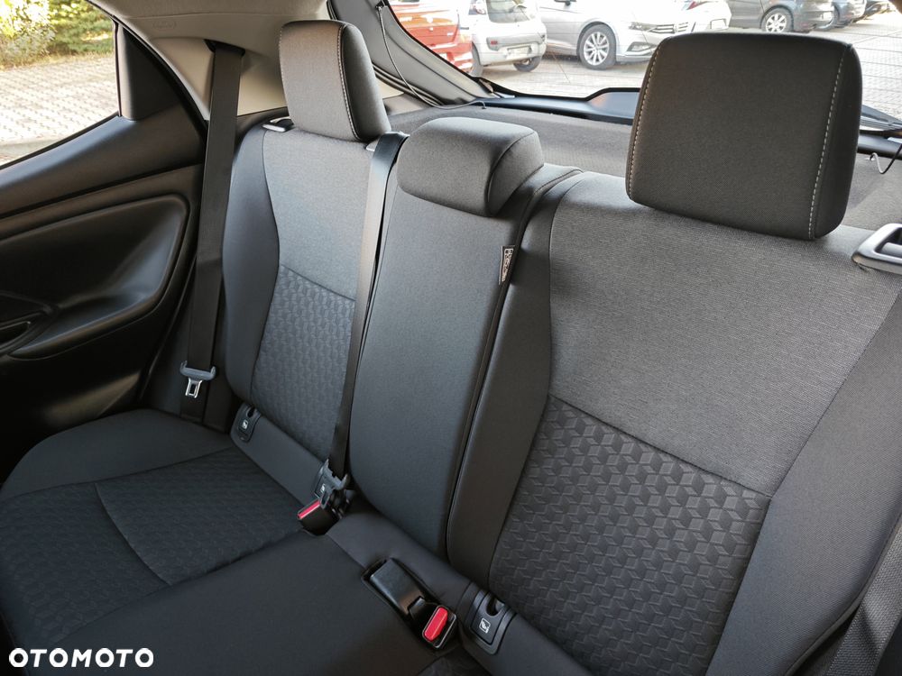 Toyota Yaris 1.5 VVT-i Team Deutschland - 21