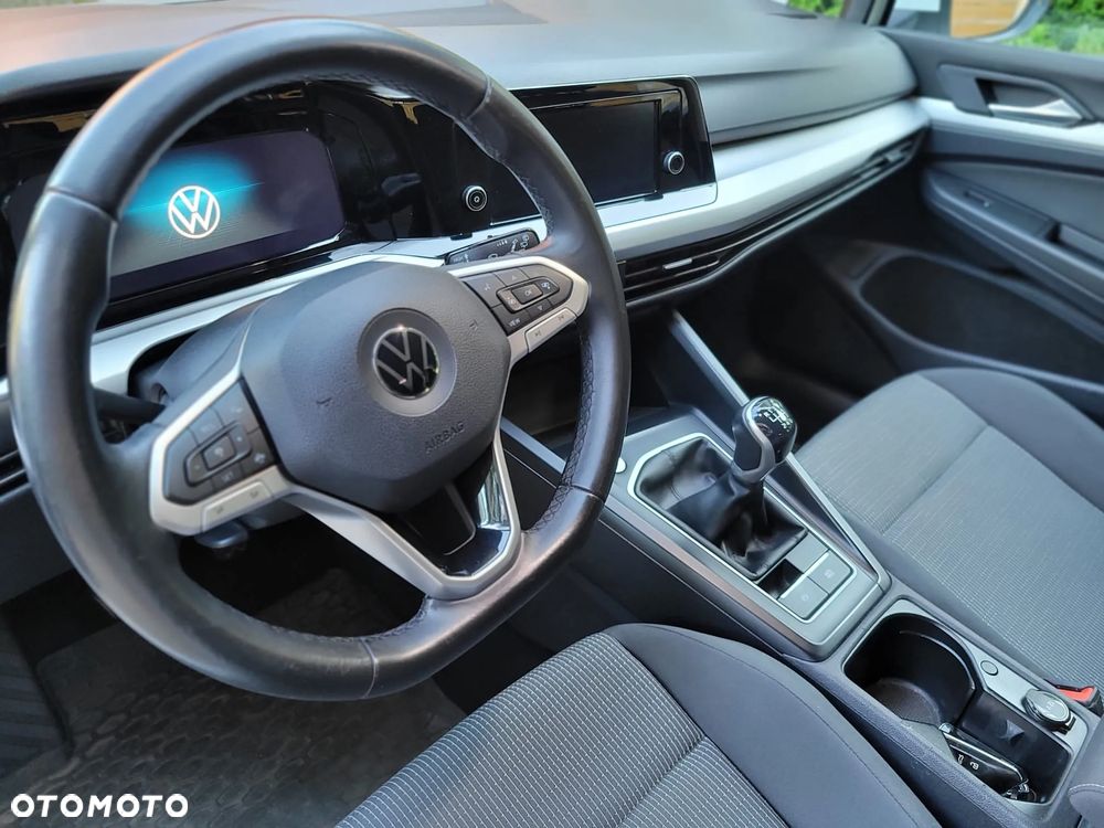 Volkswagen Golf 1.0 TSI - 8
