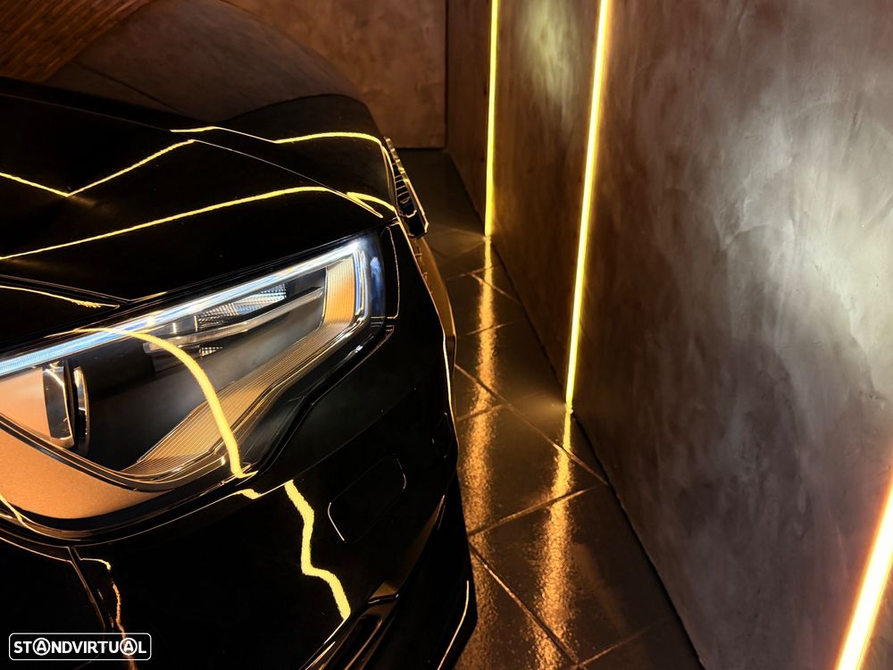 Audi A3 Limousine 2.0 TDI S line Sport Pack - 18