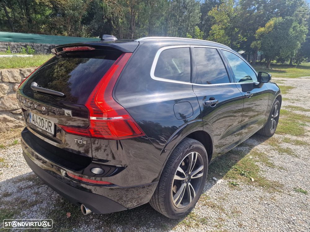 Volvo XC 60 2.0 T8 PHEV R-Design AWD - 4