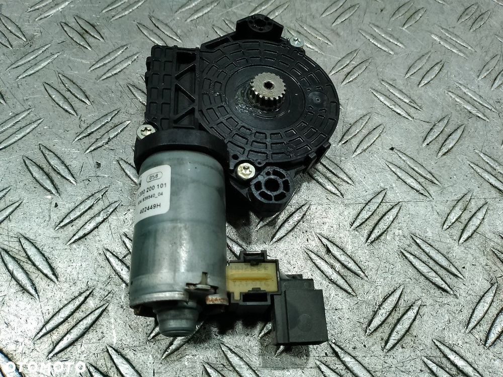 SILNICZEK SZYBERDACHU MAYBACH X222 0390200101 6.0 V12 - 5