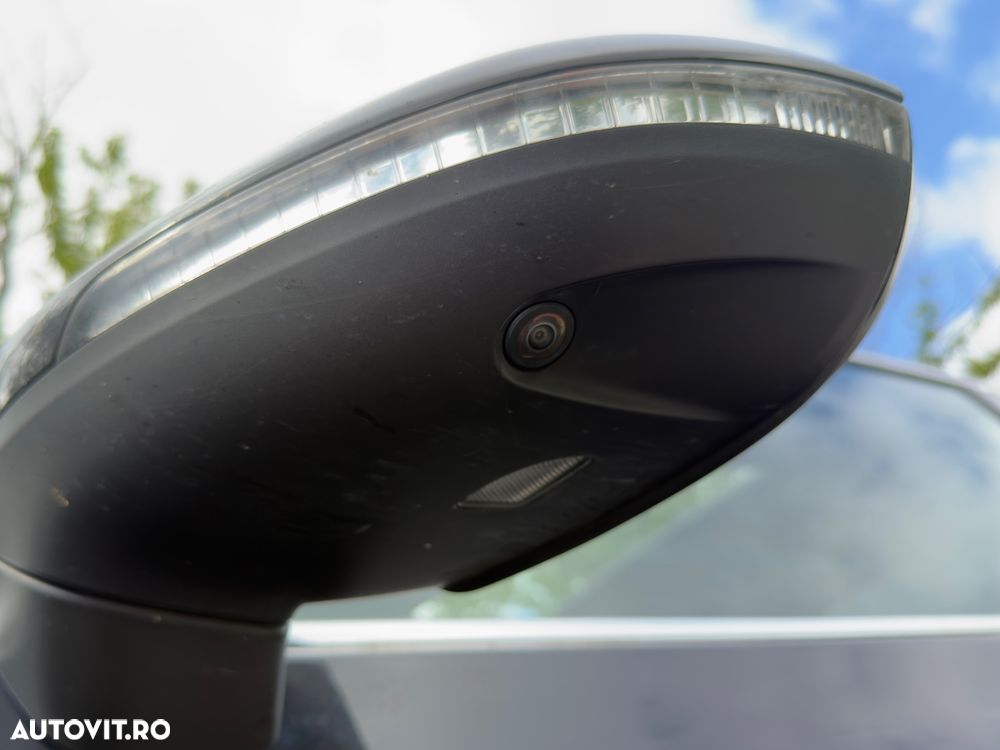 VOLKSWAGEN Passat 2023 — imagine 29