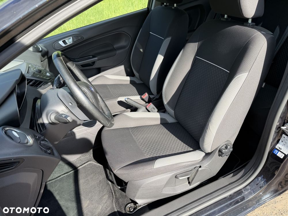 Ford Fiesta - 6