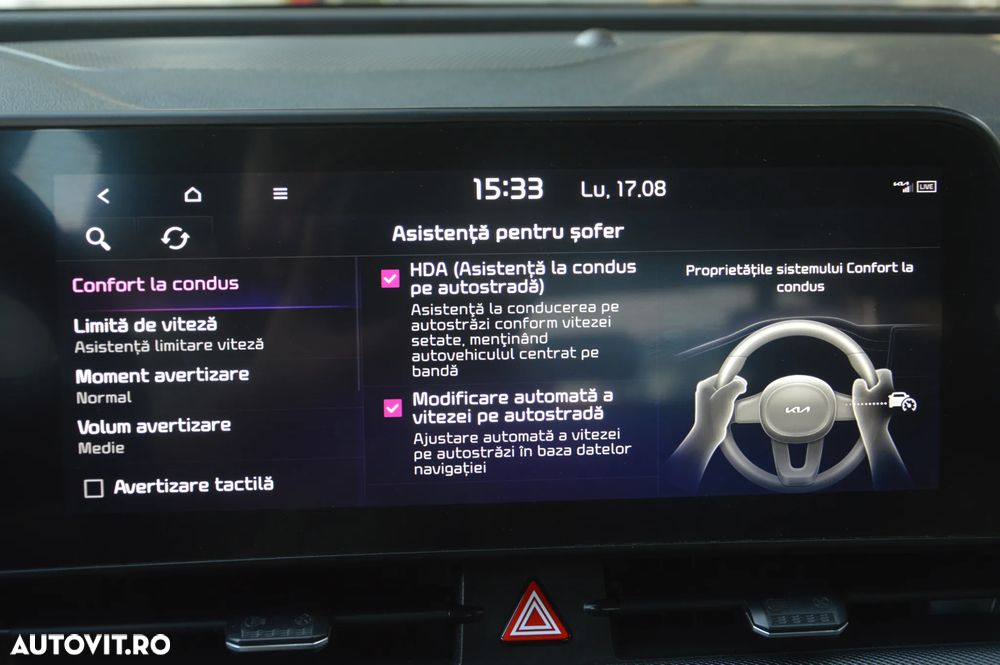 Kia Sportage 1.6 T-GDI PHEV 6AT 4x4 Business Line - 35