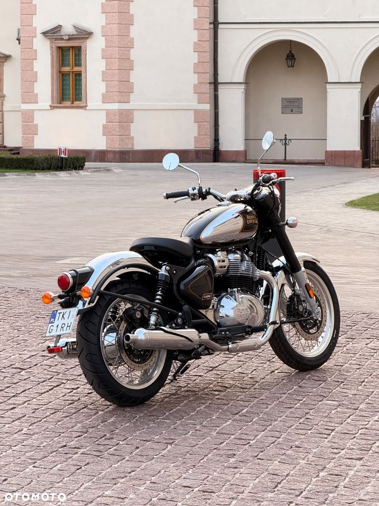Royal Enfield Classic - 2