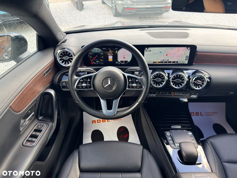Mercedes-Benz CLA 200 7G-DCT Edition Progressive Line - 24