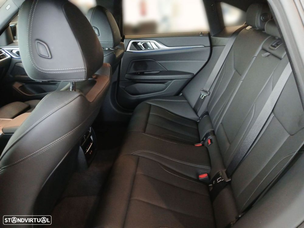 BMW i4 eDrive35 Pack Desportivo M - 14
