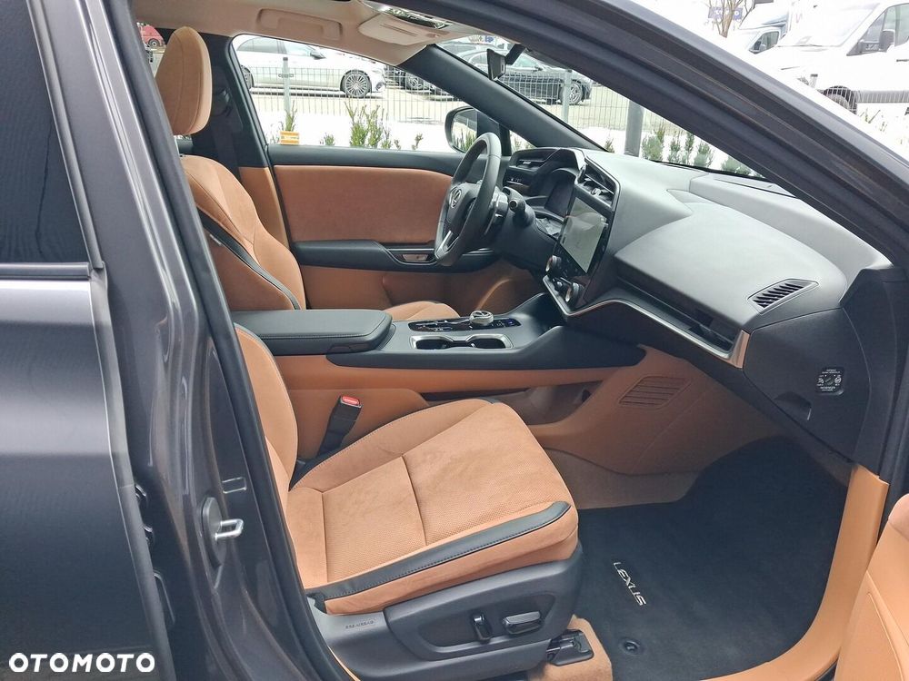 Lexus RZ 450e Omotenashi DIRECT4 - 16