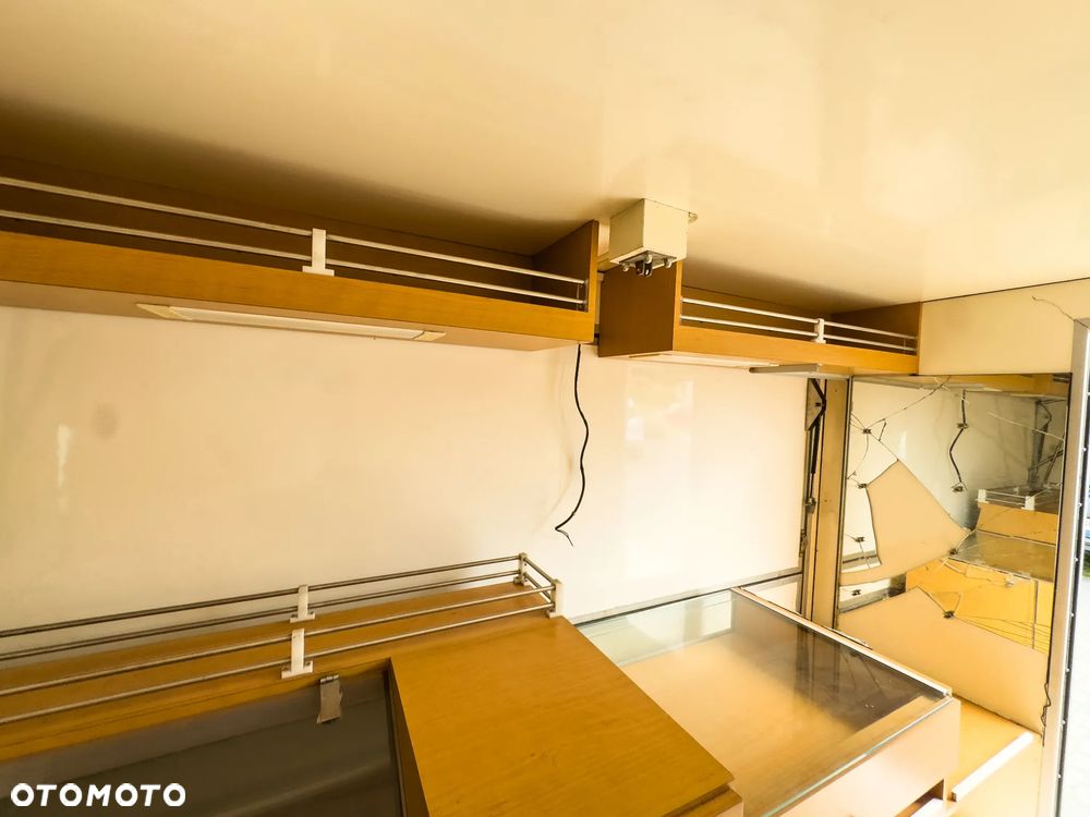 Renault TRAFIC Food Truck Sklep Foodtruck gastronomiczny - 27