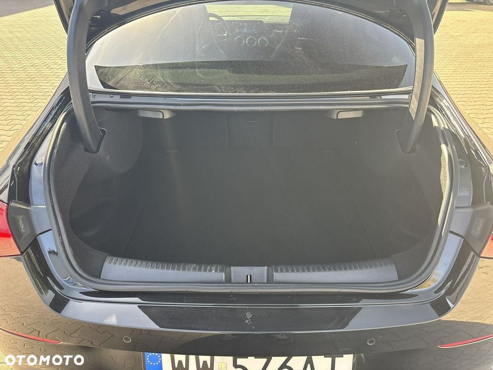 Mercedes-Benz CLA 200 AMG Line 7G-DCT - 20