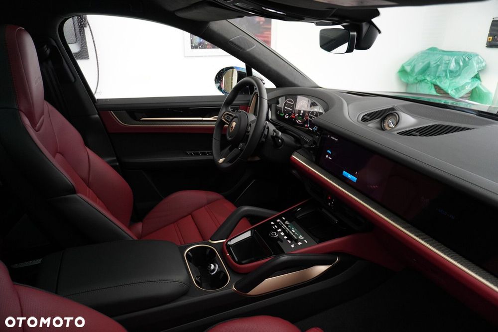 Porsche Cayenne - 29