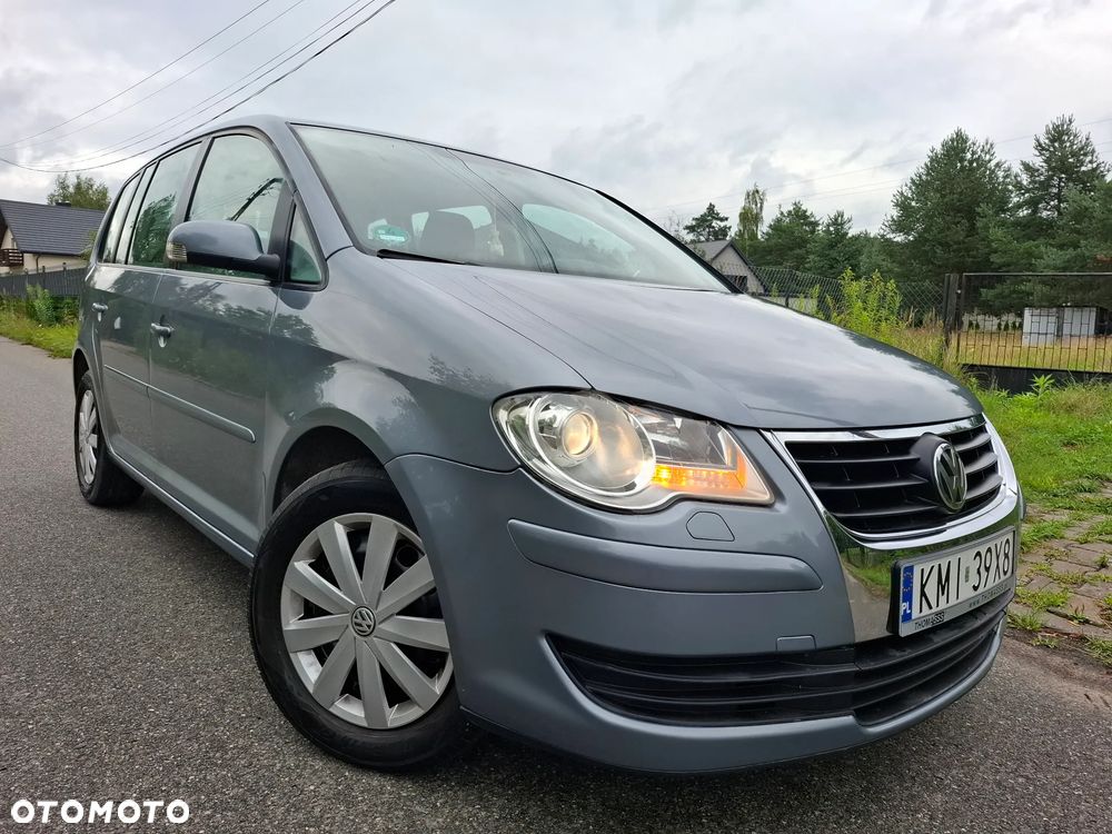 Volkswagen Touran 1.6 Freestyle - 1