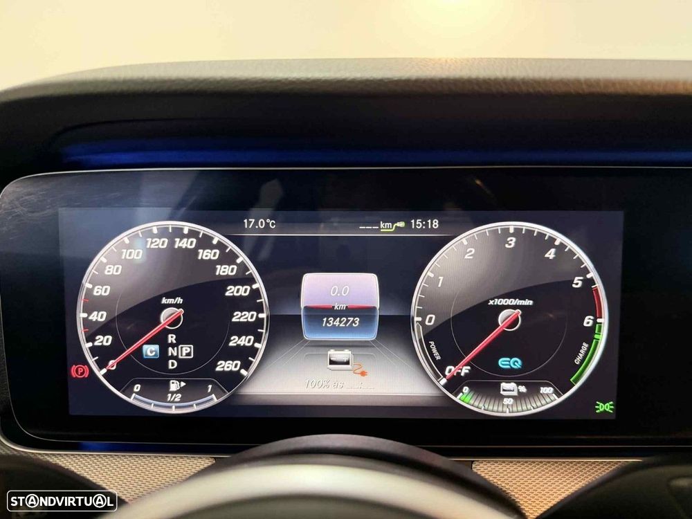 Mercedes-Benz E 300 de Avantgarde - 16