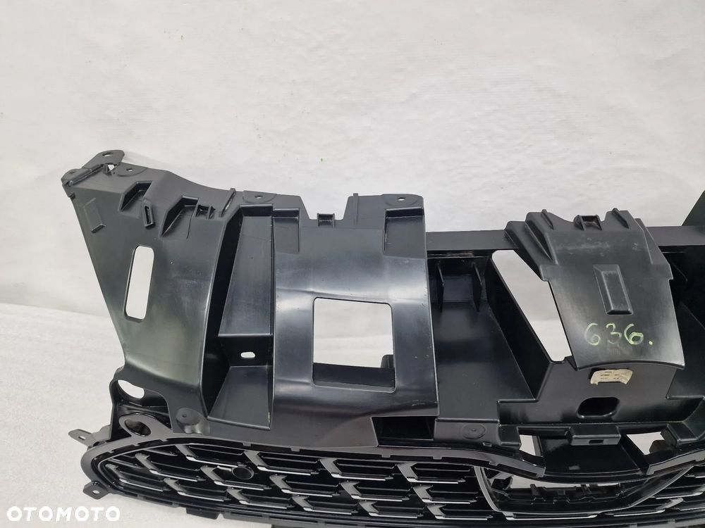 TOYOTA YARIS CROSS 21- ŁADNA ATRAPA / GRILL PRZEDNI PRZÓD CHROM BEZ KAMERY NA PDC , NR AUKCJI GL636 - 6