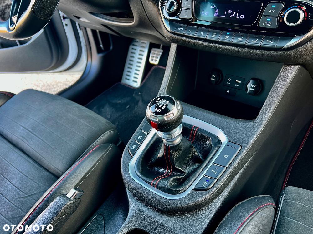 Hyundai i30 N Fastback 2.0 T-GDI Performance - 16