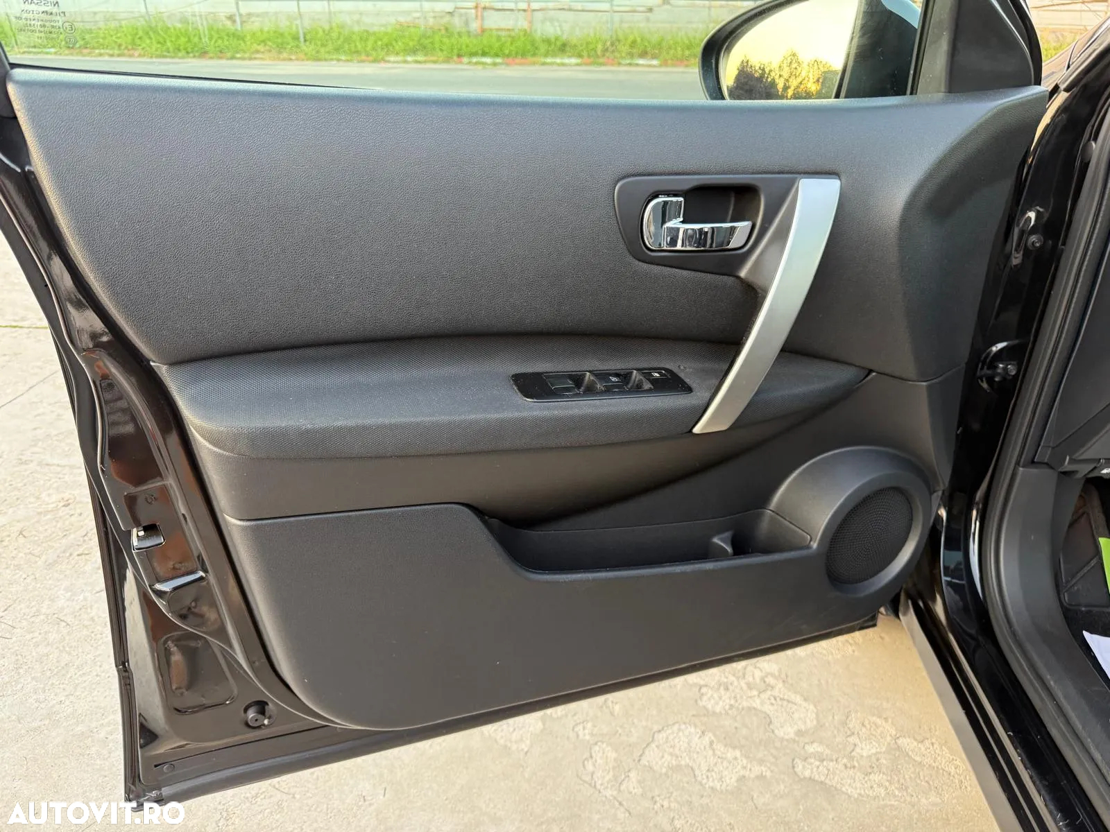 Nissan Qashqai 2.0 dCi DPF 4x4 Aut tekna - 37