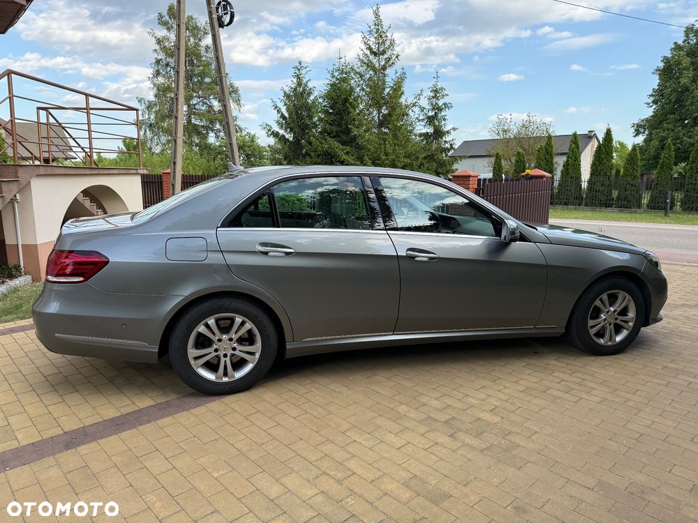Mercedes-Benz Klasa E 300 BlueTEC HYBRID Elegance - 5