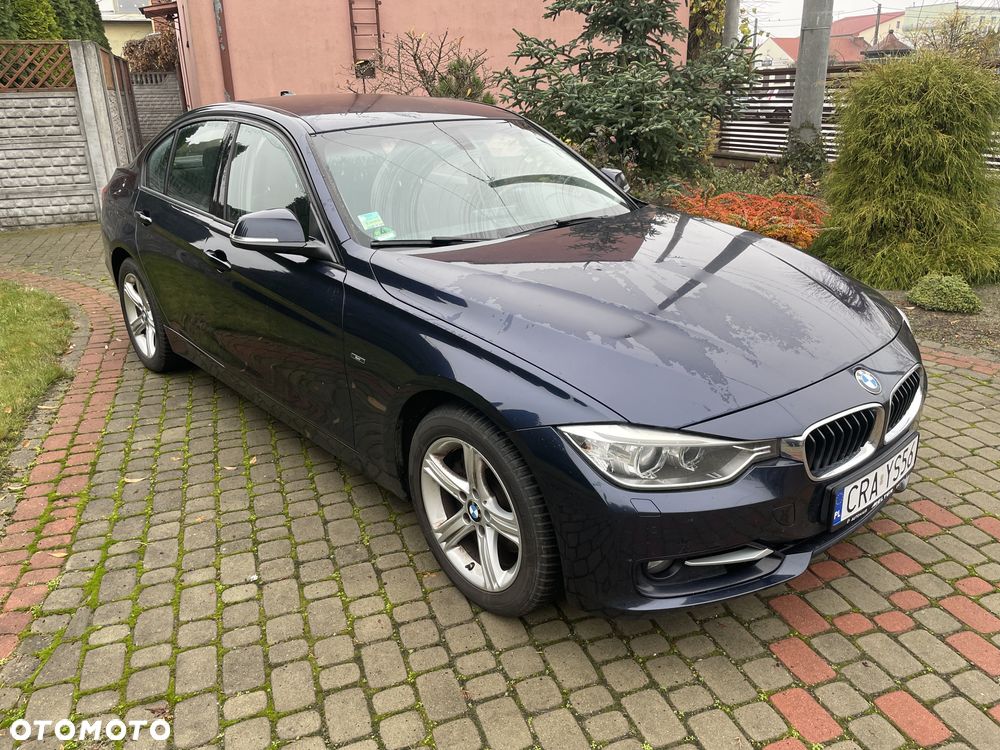 BMW Seria 3 328i Sport Line - 3