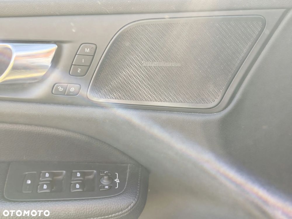 Volvo V60 - 25
