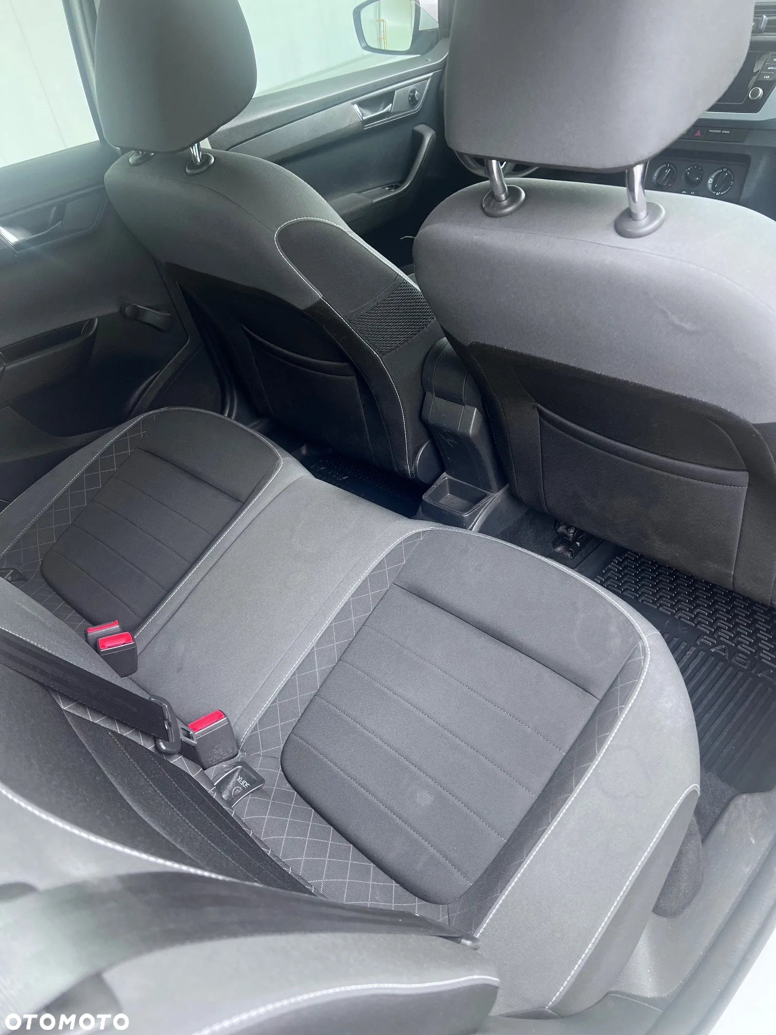 Skoda Fabia 1.0 TSI Ambition - 10
