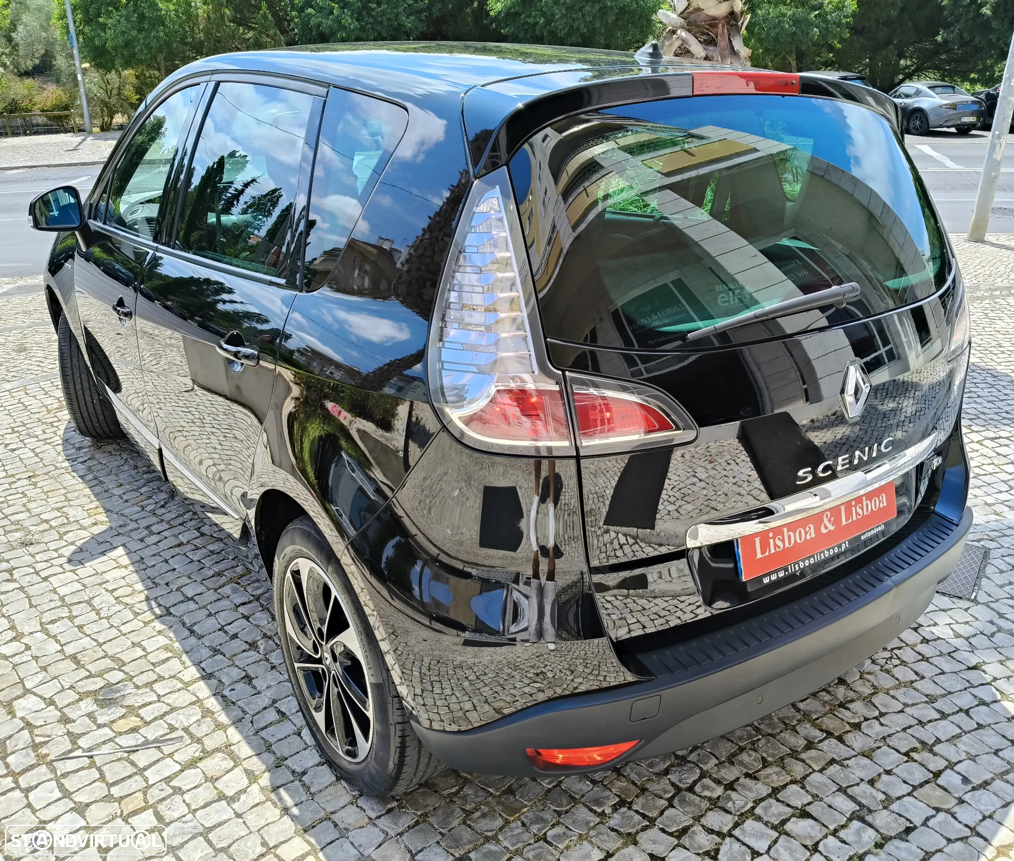 Renault Scénic XMOD 1.2 TCE Sport SS - 4