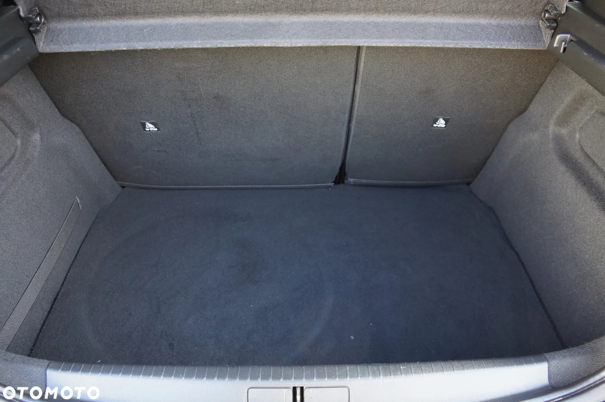 Peugeot 208 PureTech 100 Active - 27