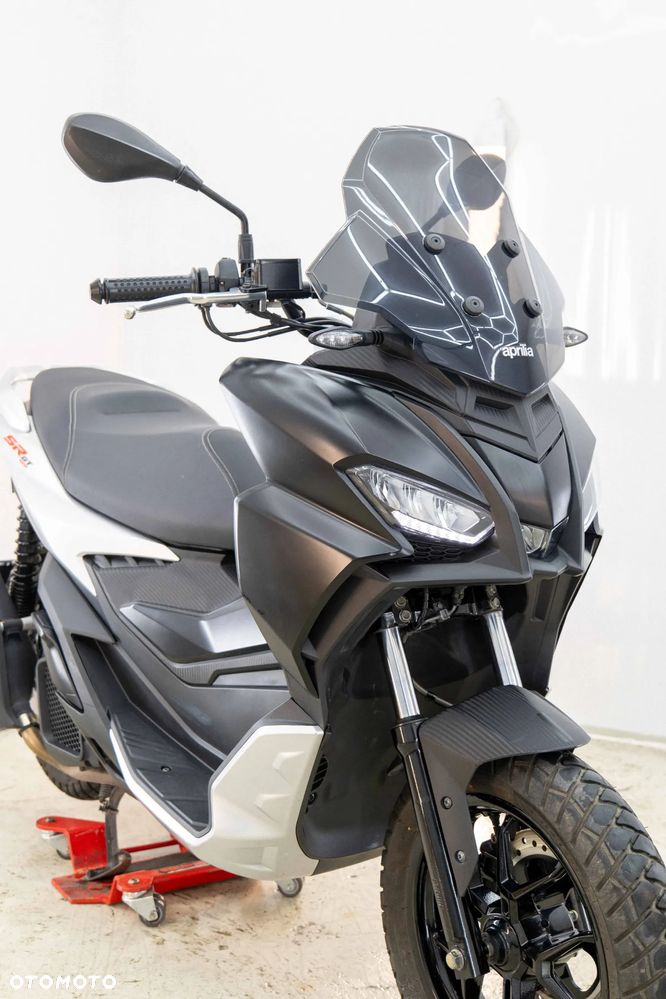 Aprilia SR - 10
