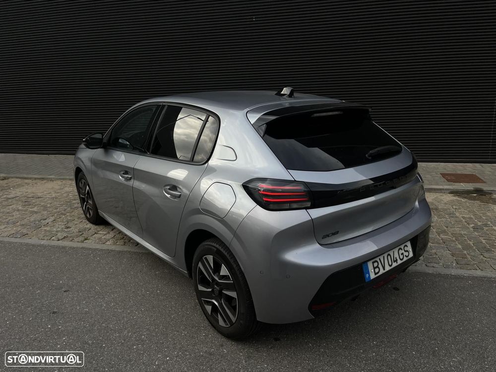Peugeot 208 1.2 PureTech Allure - 21