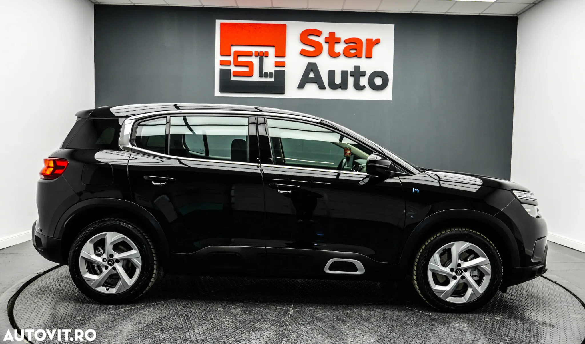 Citroën C5 Aircross 1.6 Hybrid FWD 225 EAT8 Shine - 11