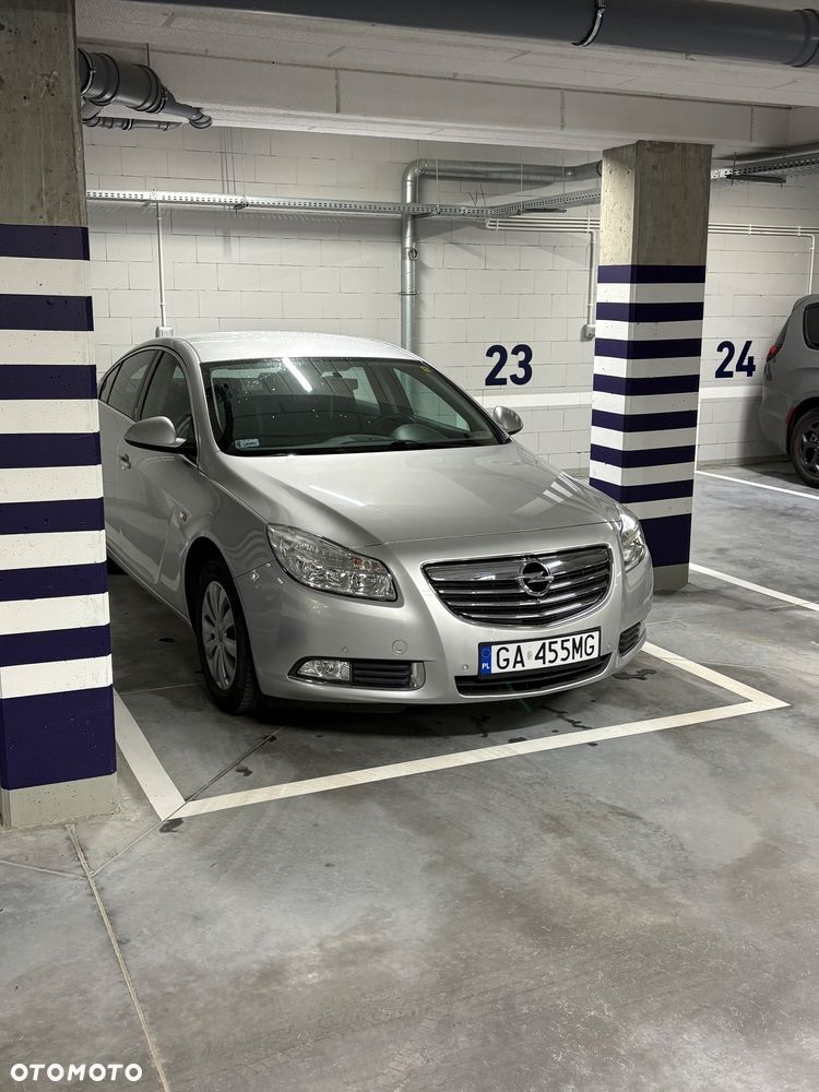 Opel Insignia 1.8 - 1