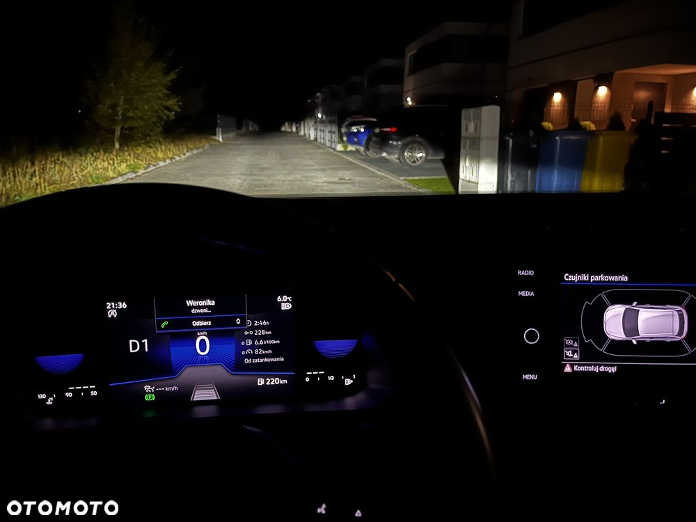 Volkswagen T-Roc 1.5 TSI Life DSG - 18