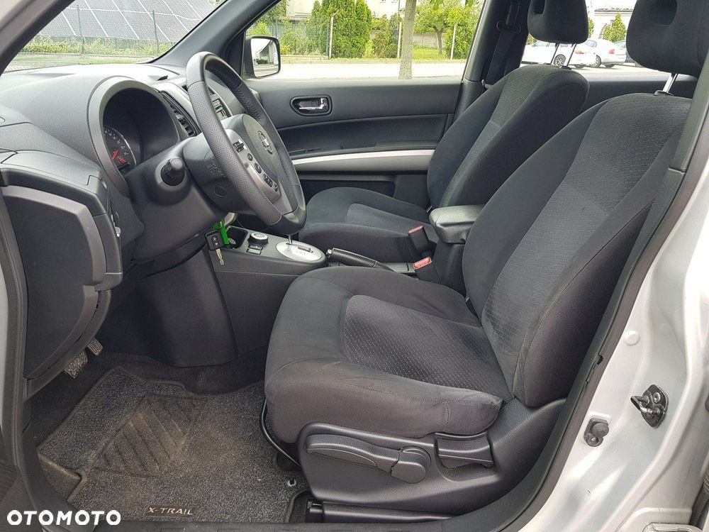 Nissan X-Trail - 11