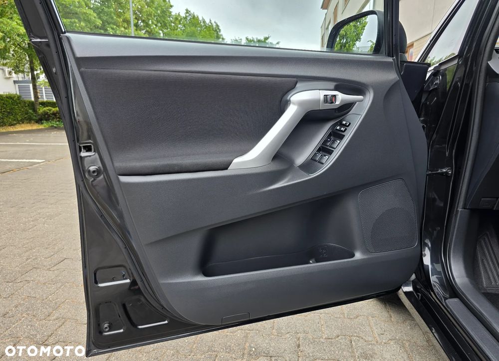 Toyota Verso 1.8 5-Sitzer Executive - 13