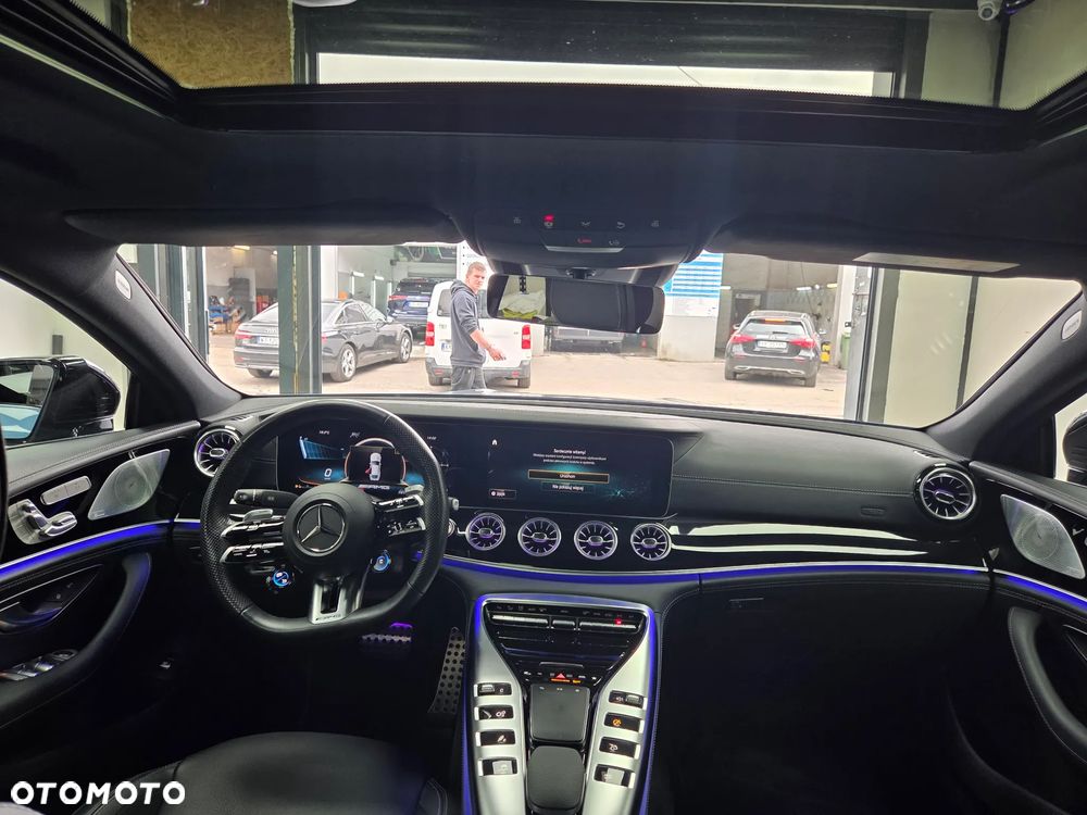 Mercedes-Benz AMG GT 43 4-Matic+ - 38