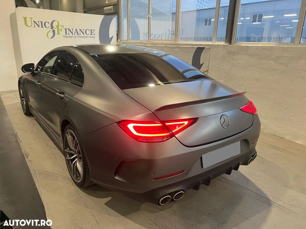 Mercedes-Benz CLS - 9