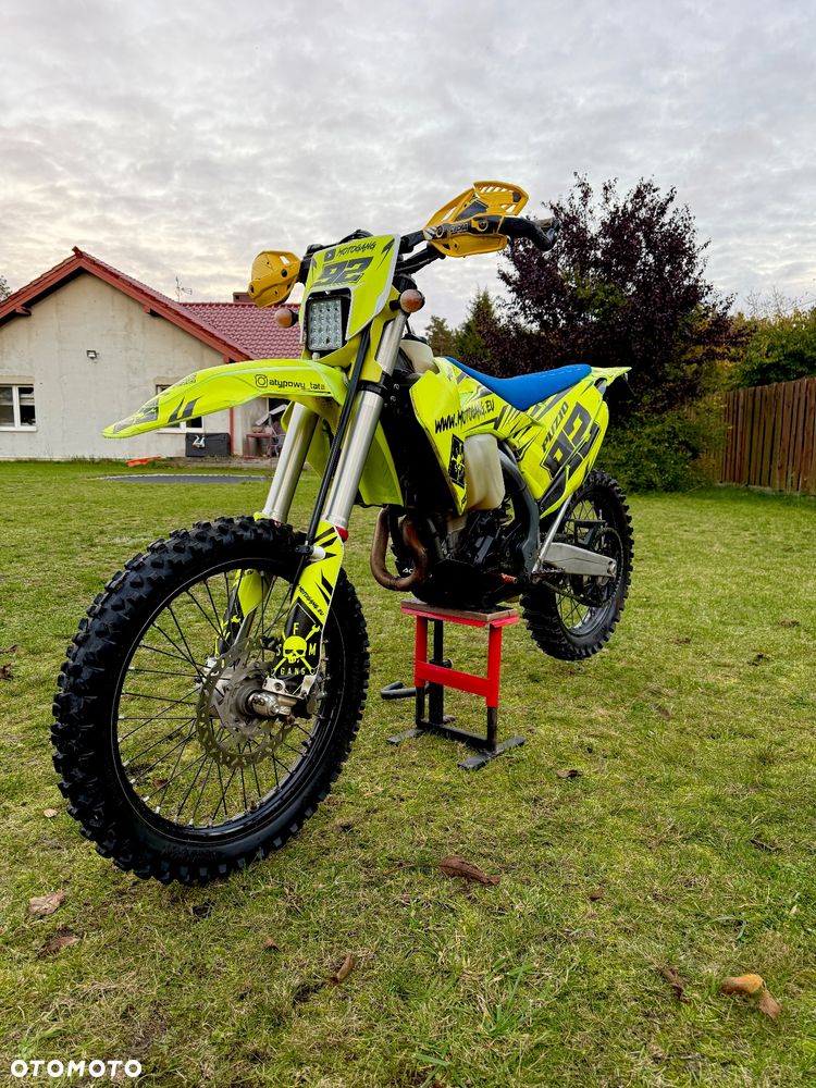 Husqvarna FE - 1
