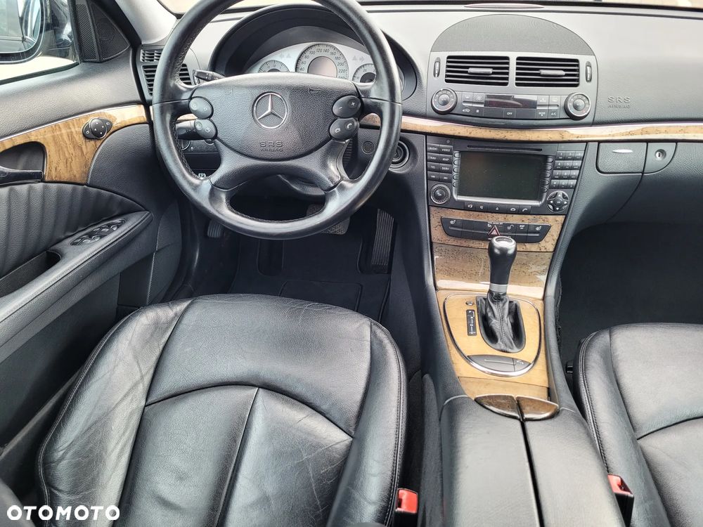 Mercedes-Benz Klasa E 320 CDI 7G-TRONIC Avantgarde BusinessEDITION - 19