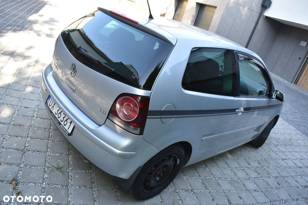 Volkswagen Polo 1.4 16V Sportline - 31