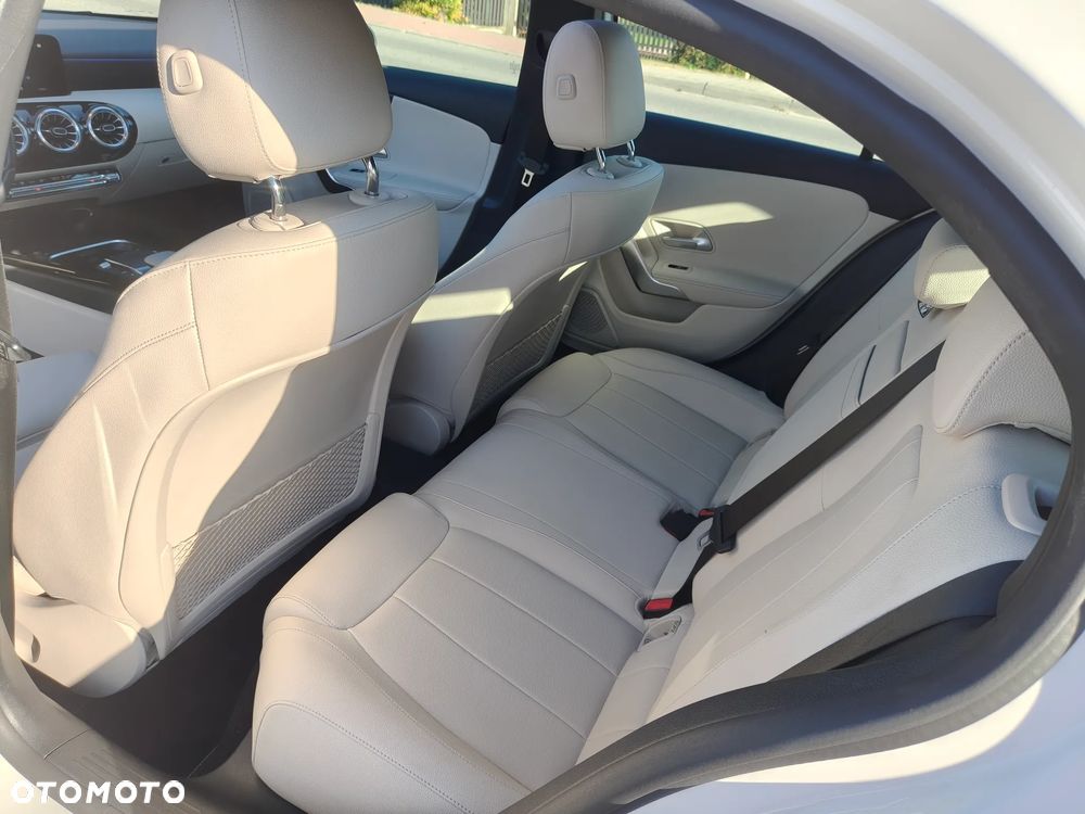 Mercedes-Benz Klasa A 250 4-Matic 7G-DCT - 14