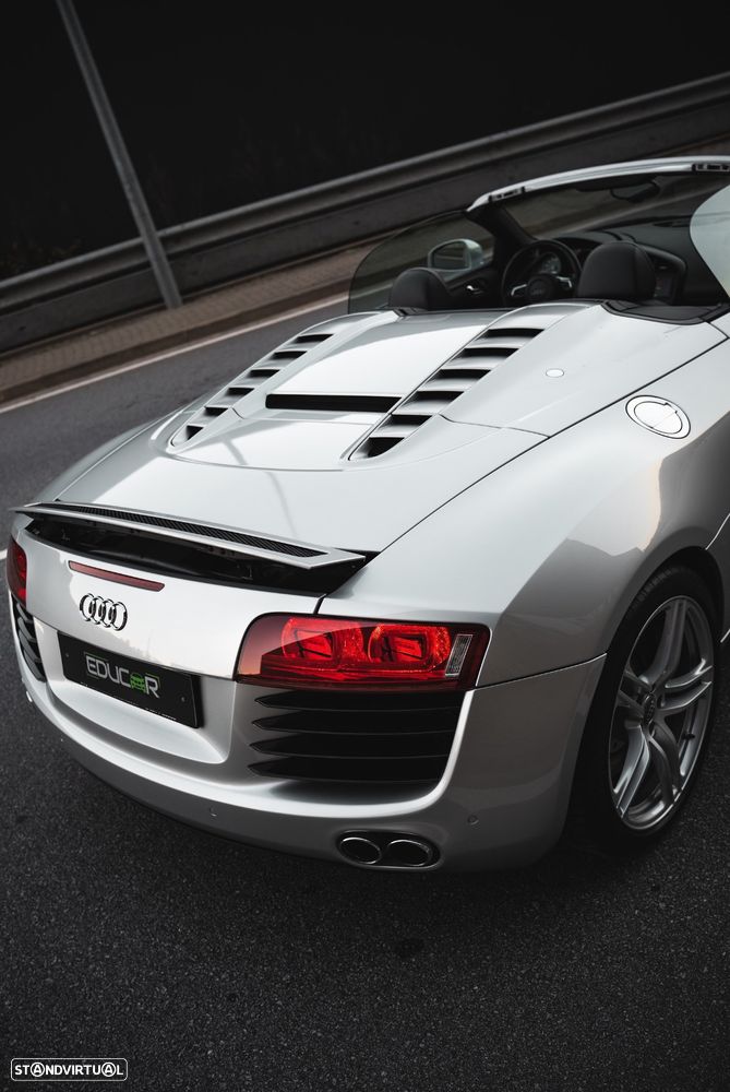 Audi R8 Spyder 4.2 FSI quattro R tronic - 3