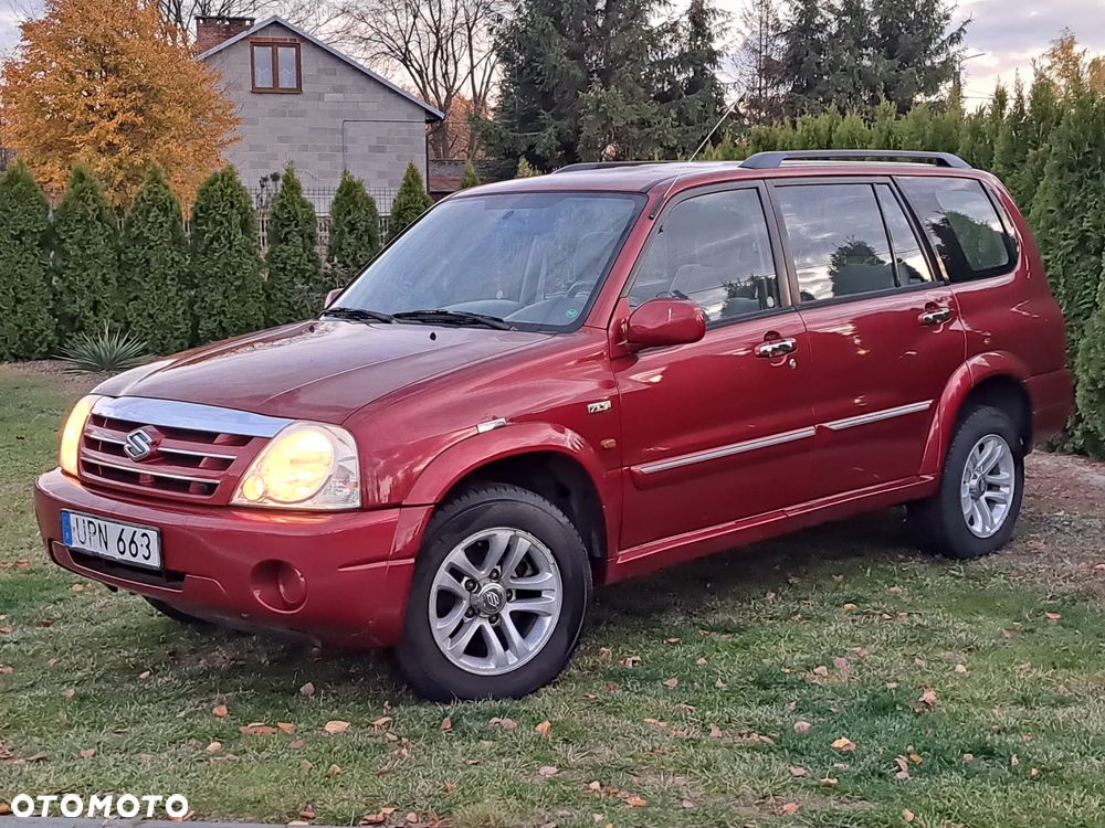 Suzuki XL7 - 7